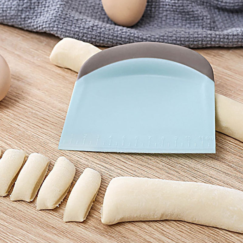 العجين مكشطة السلطانية مكشطة ا - مراجعة Bench Scraper Dough وسعره