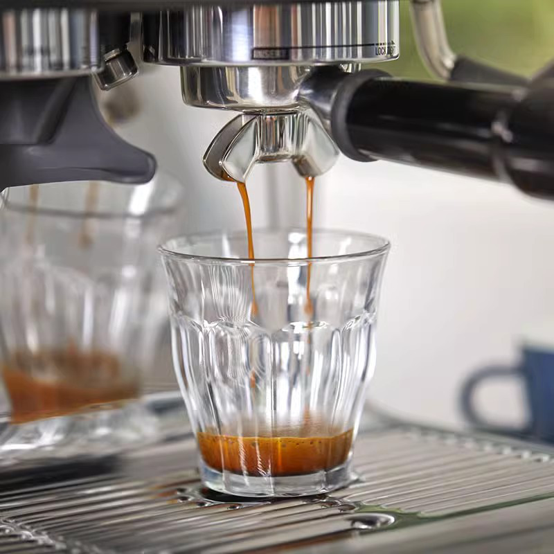 ماكينة قهوة إسبريسو بريفيل Bes - مراجعة Breville Espresso Bes870 وسعره